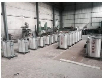 Máy đúc với các khuôn cho cách điện như các biến áp loại khô 3